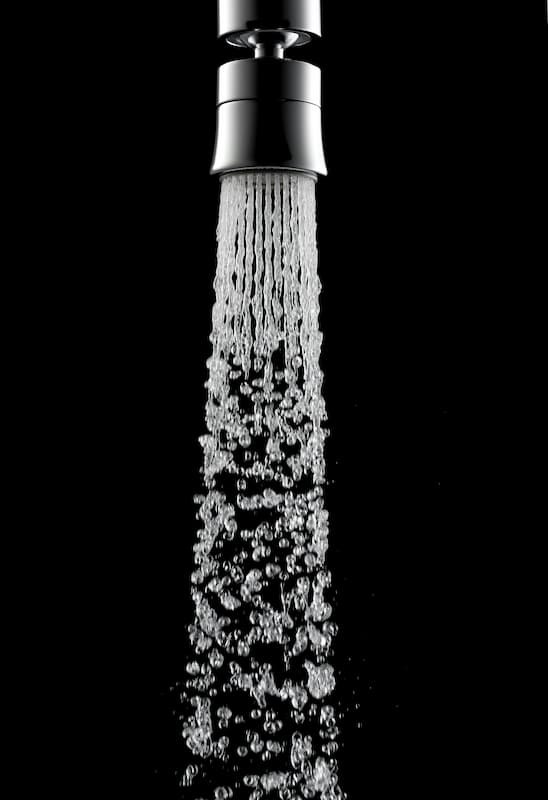 Dual mode faucet aerator